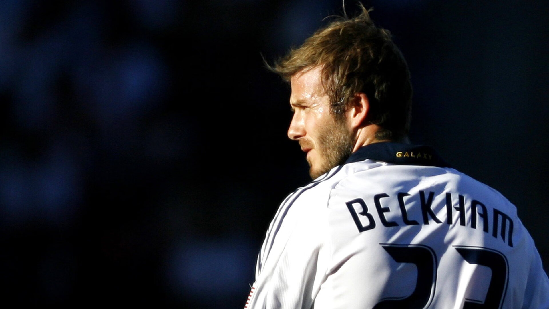 开云综合服务-“英超抢分战打响，胜者瞬间榜单升迁”，“英超”